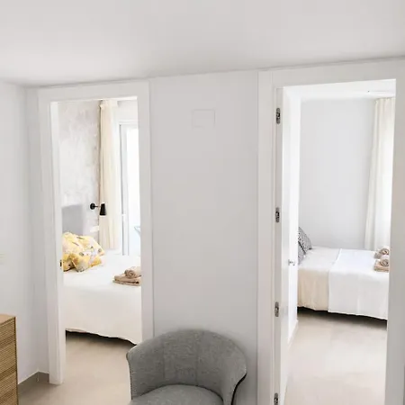 Apartamento Sunny Waves & Coast 2 Apts, 6br, Ac & Heated Pool Torrevieja