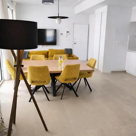 Apartament Sunny Waves & Coast 2 Apts, 6br, Ac & Heated Pool Torrevieja