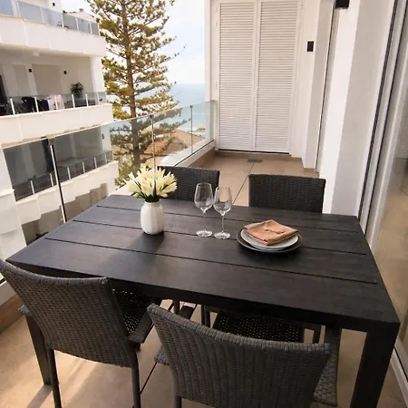 Sunny Waves & Coast 2 Apts, 6br, Ac & Heated Pool * Torrevieja